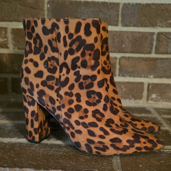 BAMBOO‎ Ankle Boots Brown and Black Chunky Heel Womens Size 9 - Picture 1 of 8